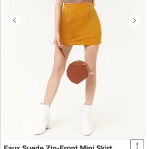 Faux Suede Zip Front Skirt. Size: L Forever21
